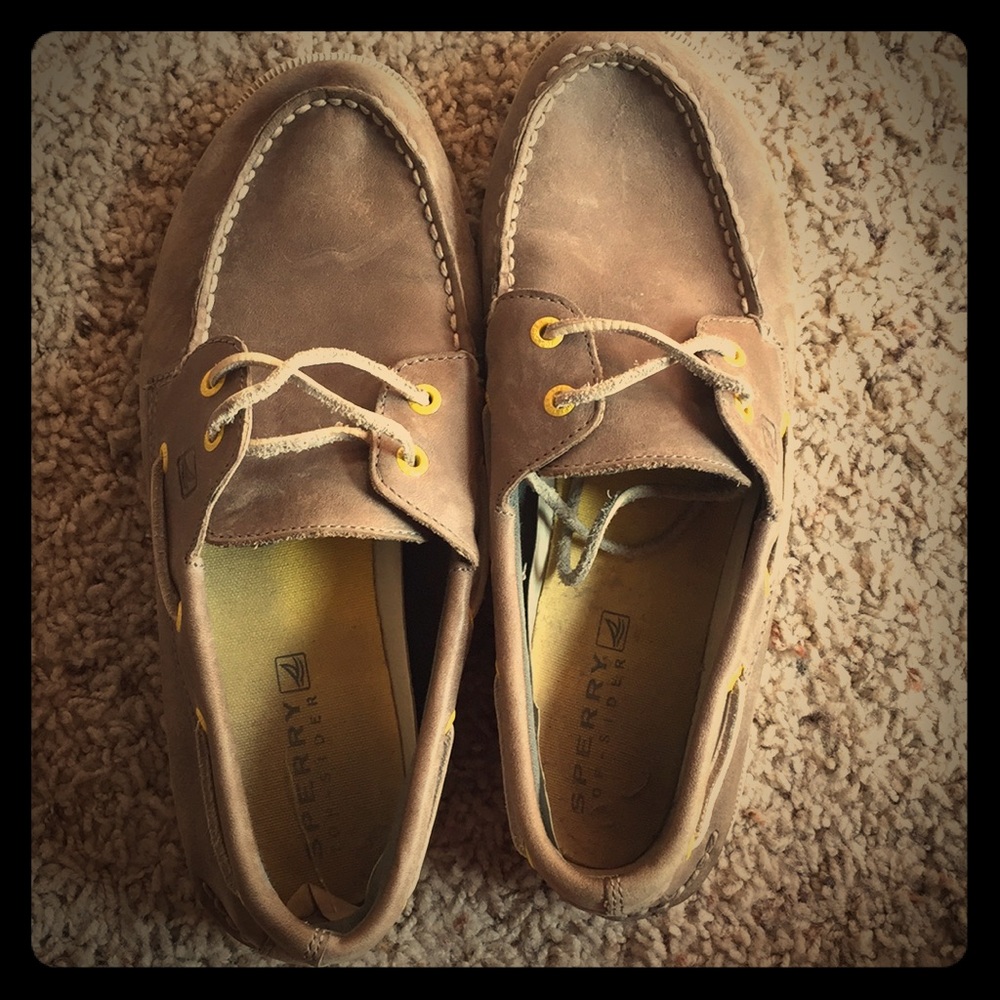 Gray Leather Sperry’s